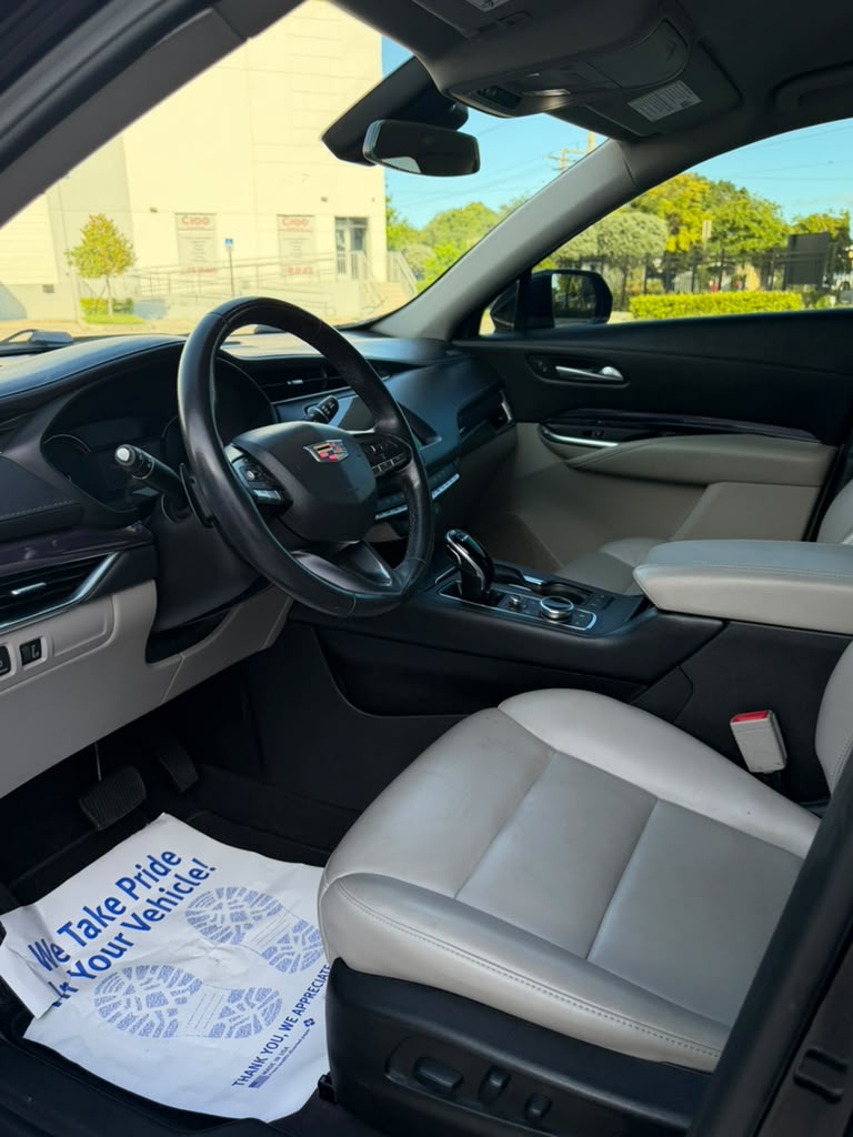 Cadillac XT4 2023 Black